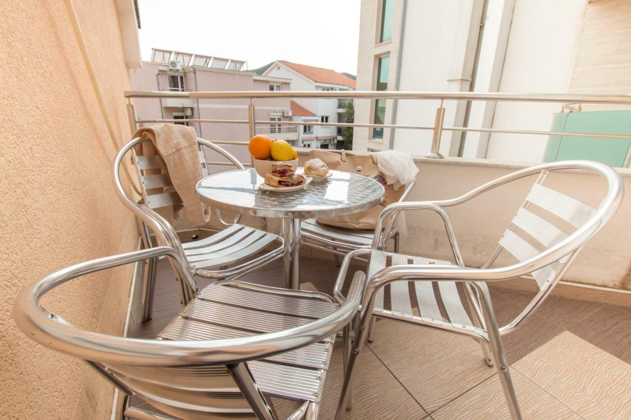 Adzic Apartments Budva Eksteriør bilde